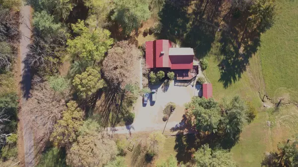 233 Mountain View LN, Crossville, TN 38572