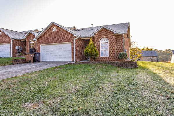 2550 Glen Meadow Rd,  Knoxville,  TN 37909