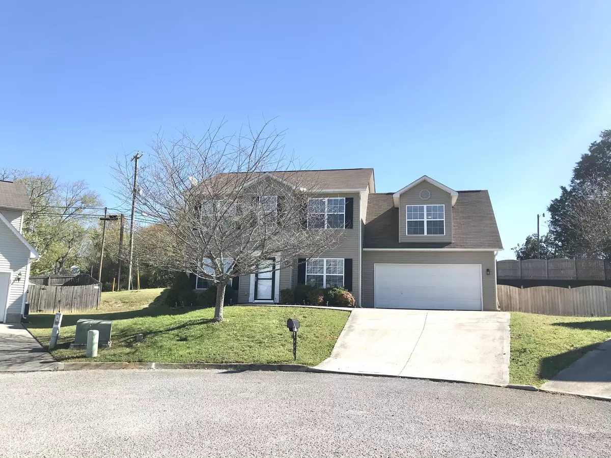 Powell, TN 37849,2004 Farmstead LN