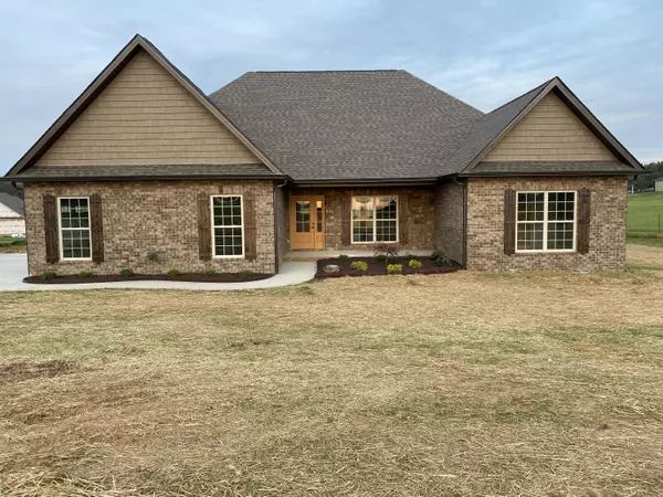 224 Coulter Rd, Maryville, TN 37804