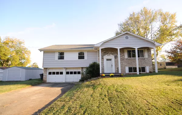 2250 Sentell CIR, Maryville, TN 37803