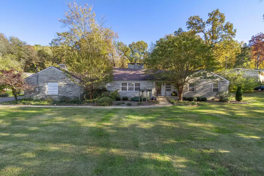 310 Land Oak Rd, Knoxville, TN 37922