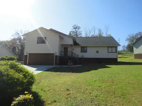 118 Mohawk Tr, Lafollette, TN 37766