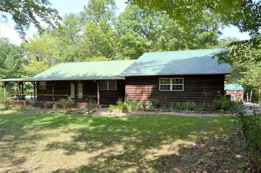 984 Kilby Rd, Clarkrange, TN 38553