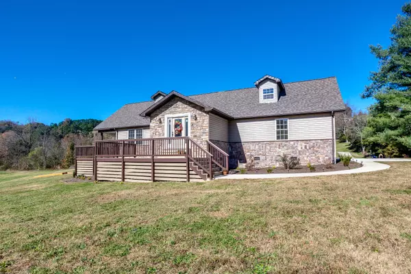 New Tazewell, TN 37825,437 New Hope Rd