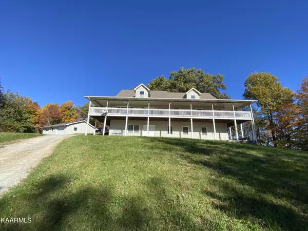 Rose Hill, VA 24281,1087 Giles Hollow Rd