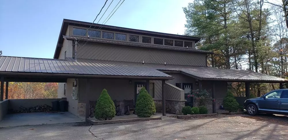 3933 Dollys DR #56A/B, Sevierville, TN 37876