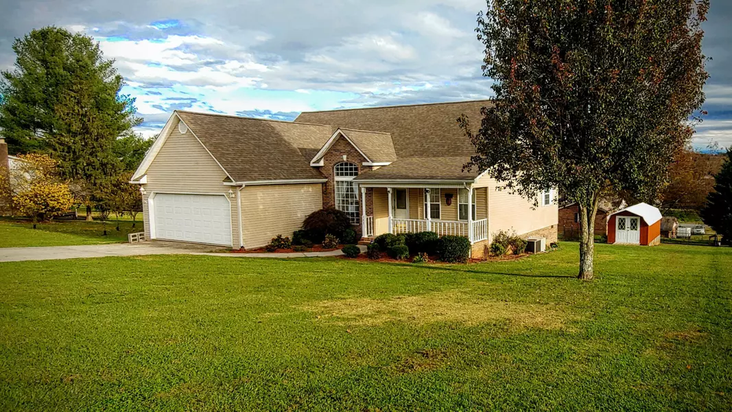 195 Kirk CIR, Madisonville, TN 37354