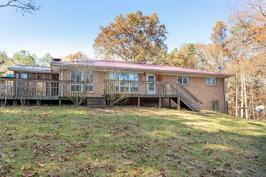 338 County Road 22, Calhoun, TN 37309