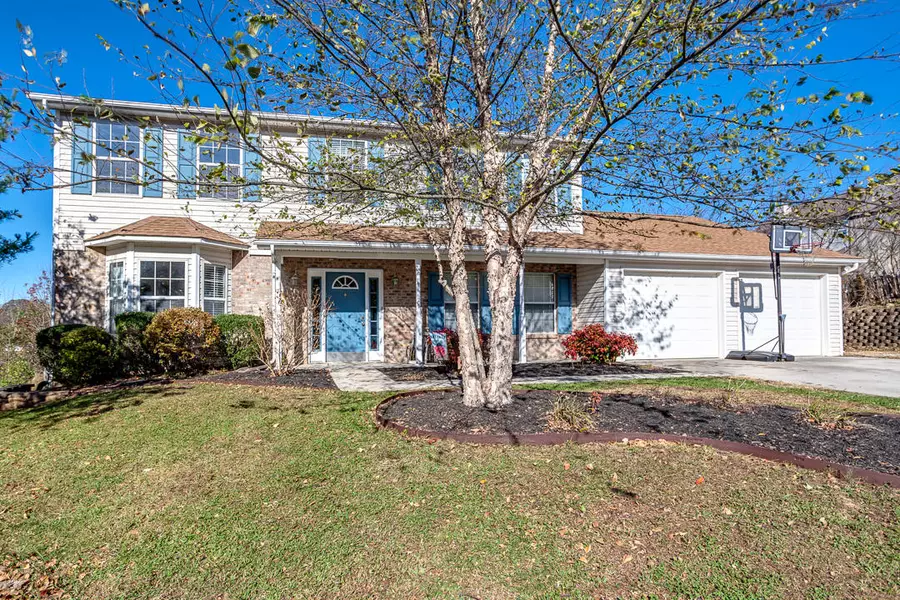 361 Fox Hunters CT, Powell, TN 37849