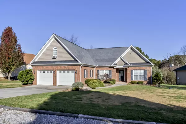 519 Tanasi CIR, Loudon, TN 37774