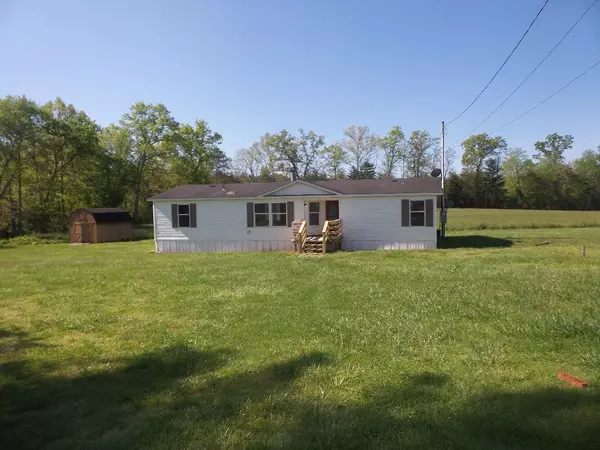 381 Island Ford Rd, Lancing, TN 37770