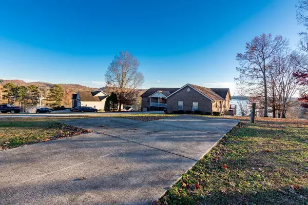 Spring City, TN 37381,153 Kari DR