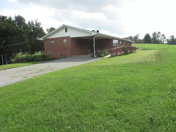 Lafollette, TN 37766,140 Angel LN