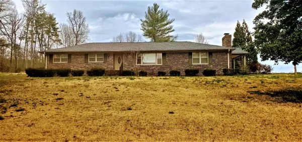 1059 County Road 660, Etowah, TN 37331