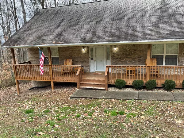 106 Windrock View LN, Oliver Springs, TN 37840