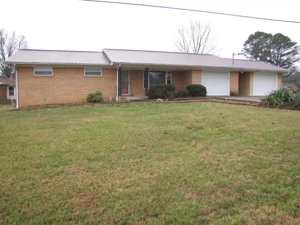 745 Spring Road, Lenoir City, TN 37771