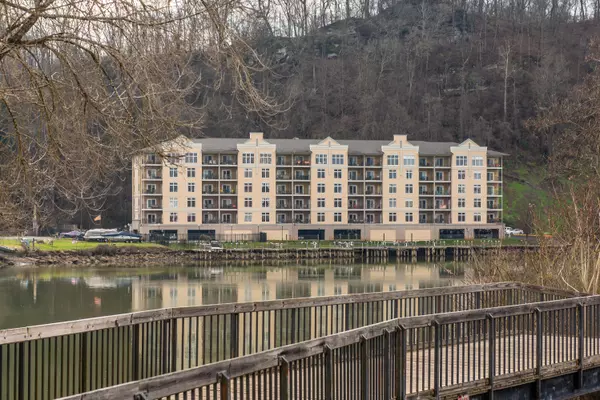 3001 River Towne WAY #APT 305, Knoxville, TN 37920