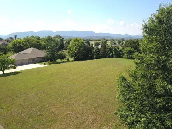 Maryville, TN 37804,550 River Run DR