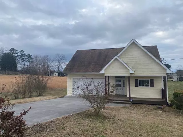 455 Morie Rd, Dandridge, TN 37725