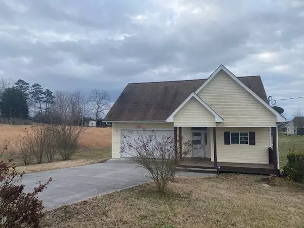 455 Morie Rd, Dandridge, TN 37725