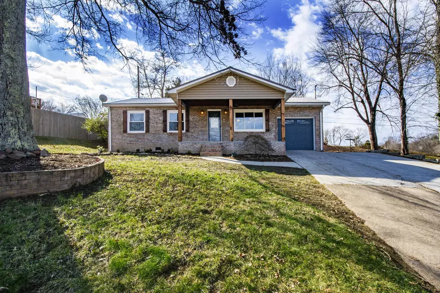 614 Crestwood DR, Clinton, TN 37716