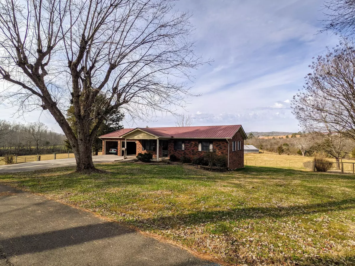 Etowah, TN 37331,134 Co Rd 858