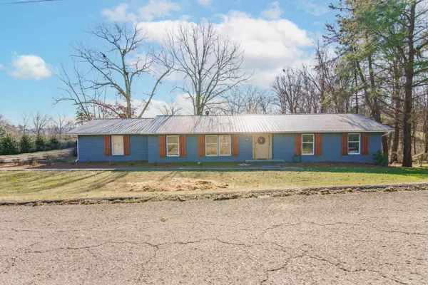 3101 Catron LN, Morristown, TN 37814