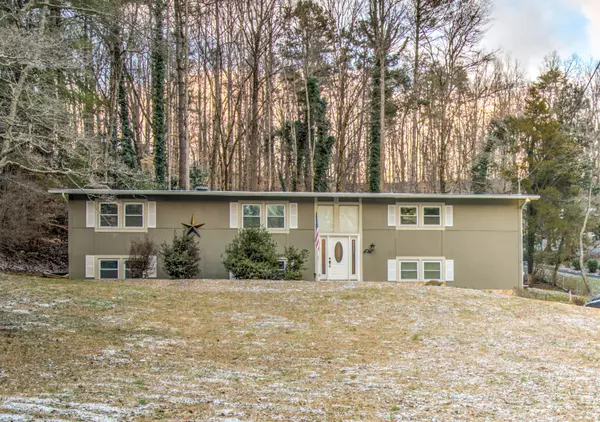 232 Gum Hollow Rd, Oak Ridge, TN 37830