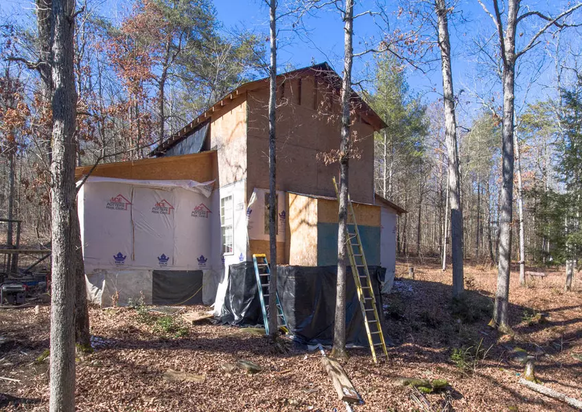 415 Old Stage Coach Tr, Lancing, TN 37770