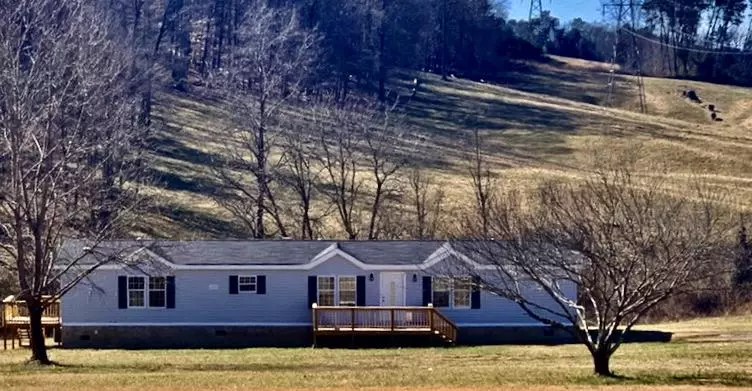 3917 Shipe Rd, Corryton, TN 37721