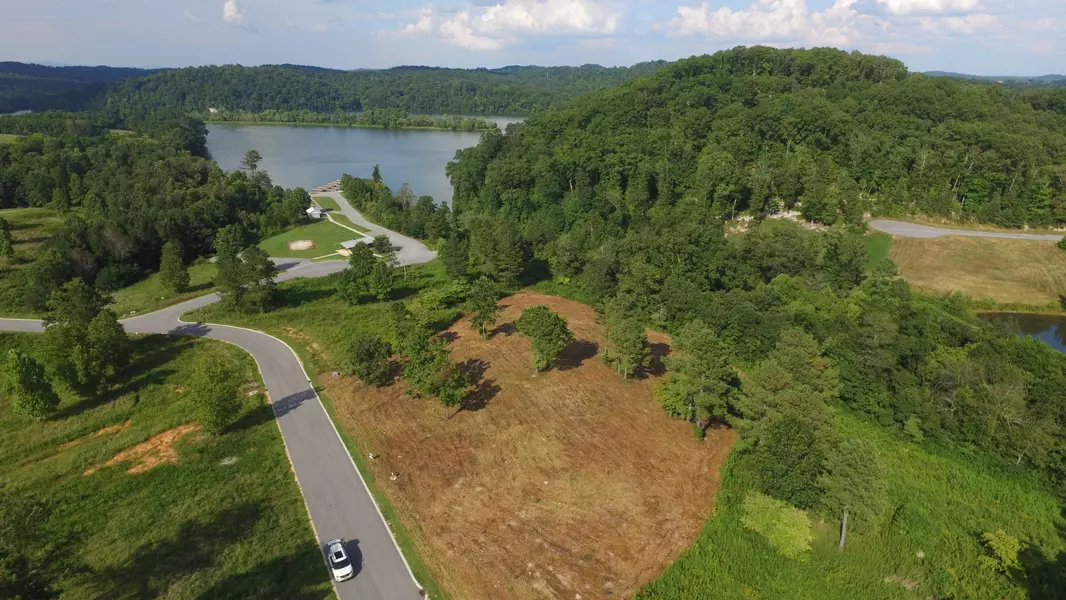 242 Lake Ferry DR, Loudon, TN 37774