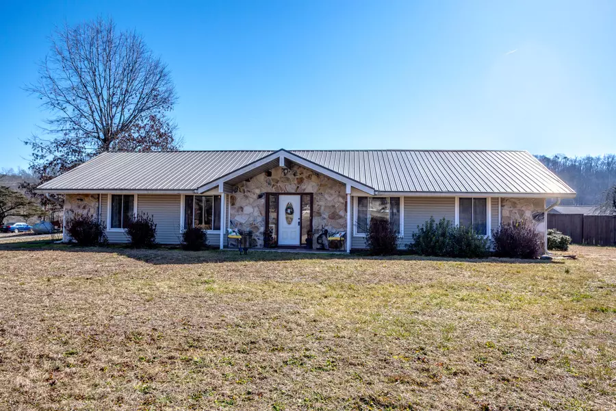 104 Beechwood LN, Kingston, TN 37763