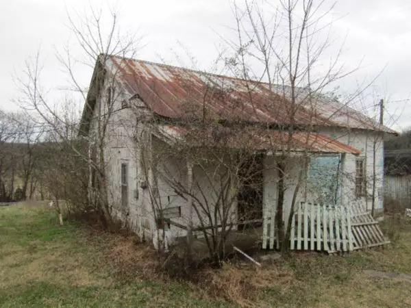 Pleasant Shade, TN 37145,37 Little Creek Rd