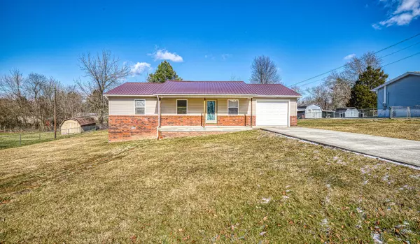 34 Meadowview Ln, Crossville, TN 38555