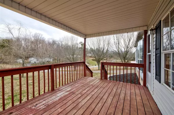 Sweetwater, TN 37874,116 Windsong Rd