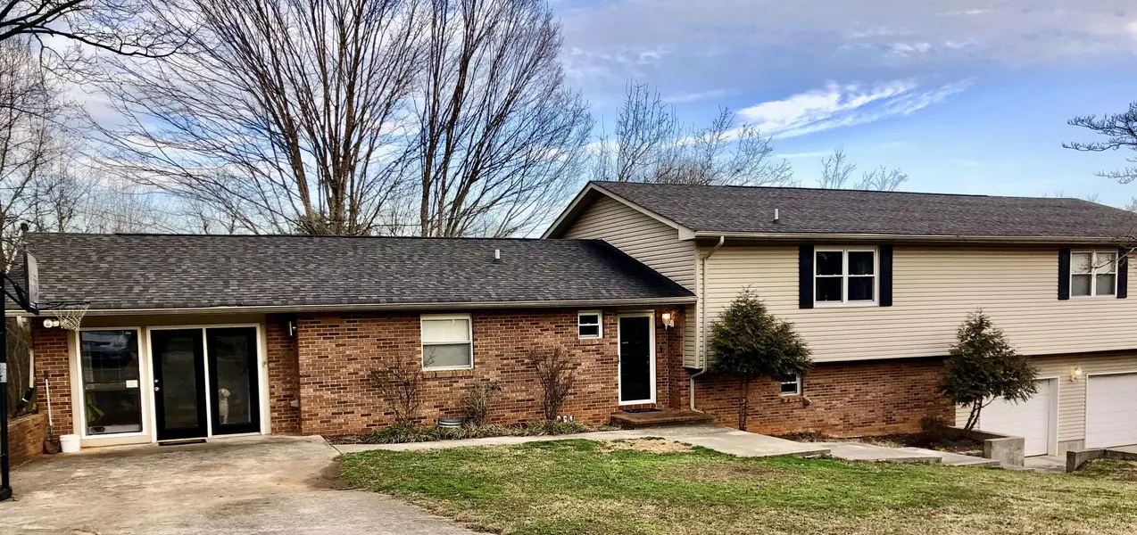 116 Timberlake DR, Harriman, TN 37748