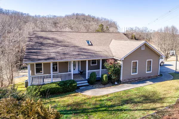 336 Warbler PT, Sevierville, TN 37876