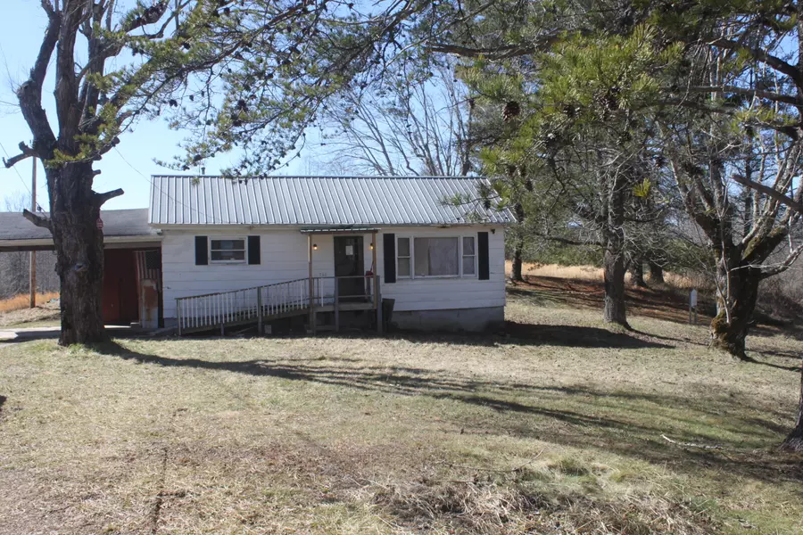 760 Rock House Rd, Pioneer, TN 37847