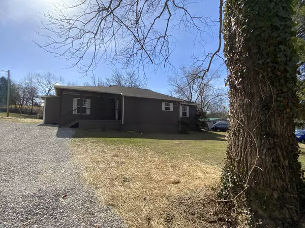 514 Tennessee Ave, Rockwood, TN 37854