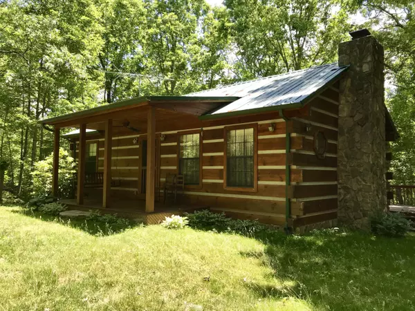 2696 Rafter Rd, Tellico Plains, TN 37385