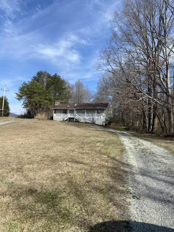 Caryville, TN 37714,139 Money Rd