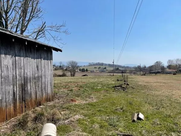 Greenback, TN 37742,929 Meadow Rd