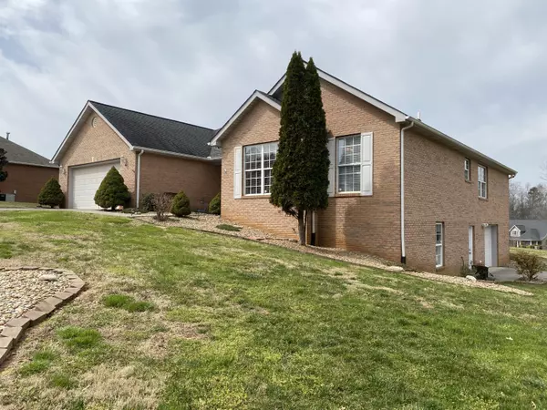 Friendsville, TN 37737,1031 Clover Dove CIR