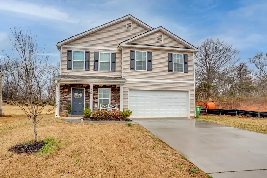 7205 Lawgiver CIR, Corryton, TN 37721