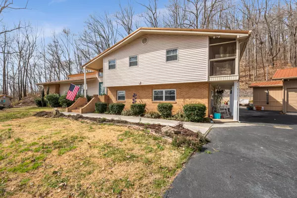 139 Magna Vista DR, Harriman, TN 37748