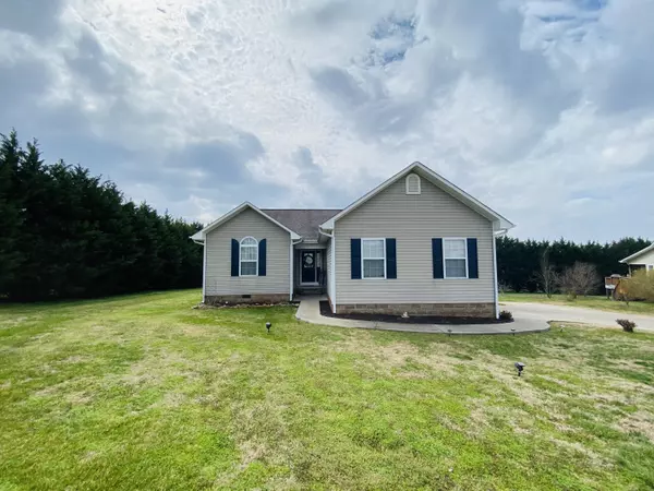 142 Rockwell Blvd, Madisonville, TN 37354