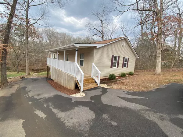 2318 Arch Rock DR, Sevierville, TN 37876