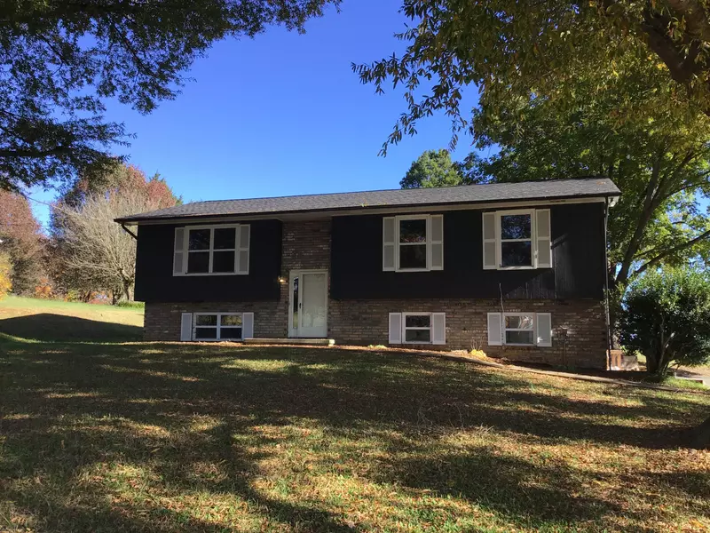 308 Mountain View Rd, Corryton, TN 37721