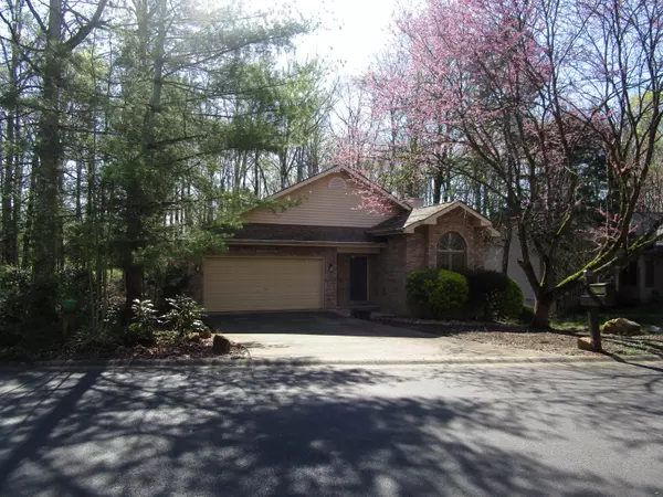 310 Paoli, Loudon, TN 37774